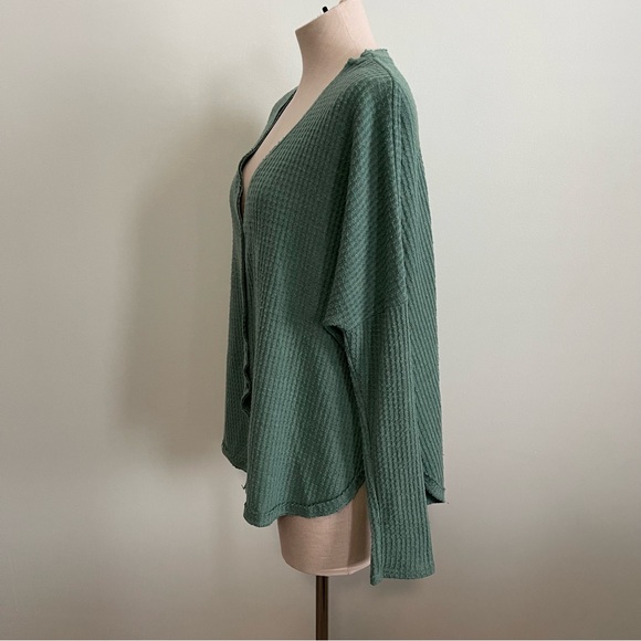 URBAN OUTFITTERS OUT FROM UNDER Green Waffle Cardigan Button Down JOJO - Picture 8 of 12
